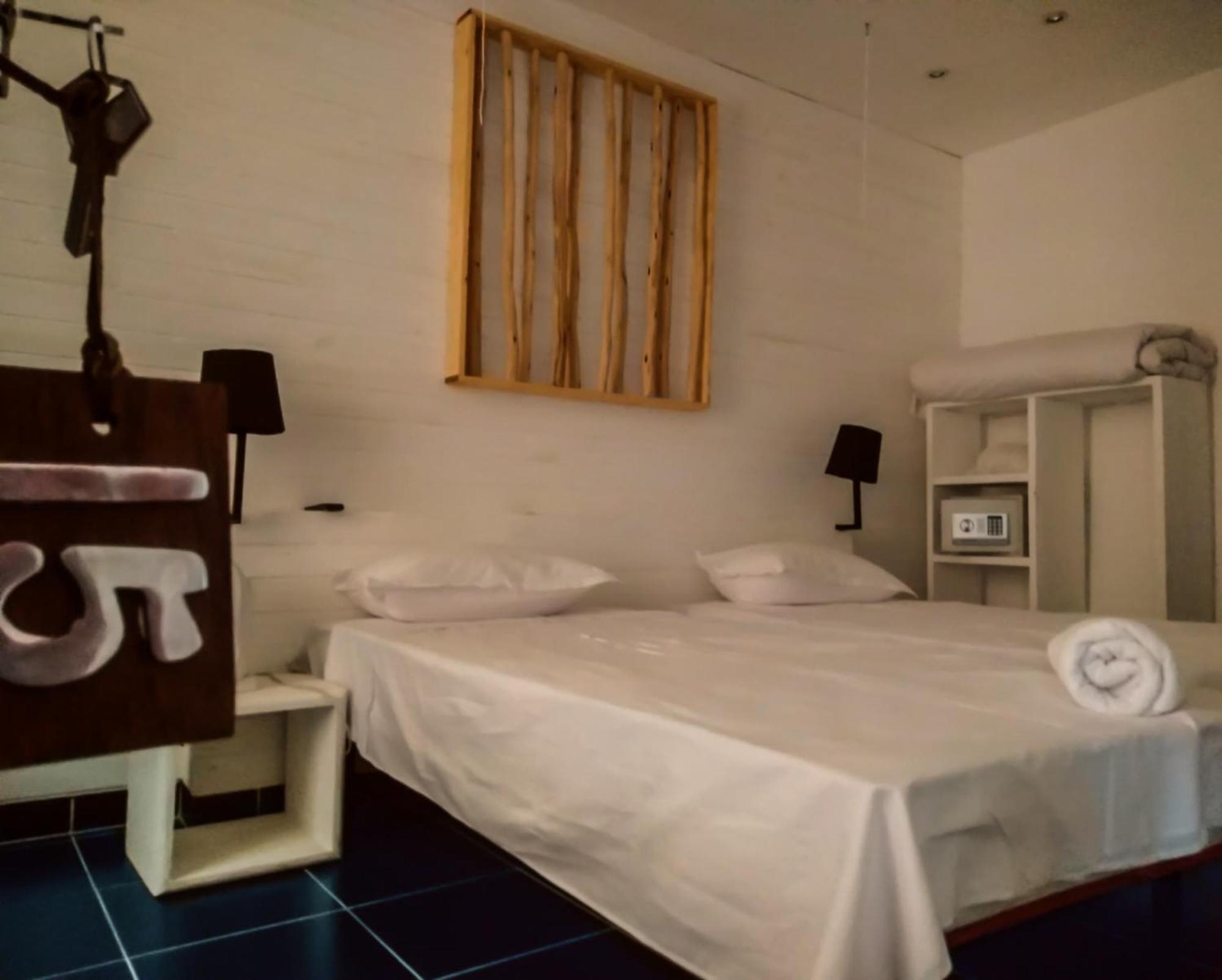 Hotel Restaurant La Ribaudiere Antananarivo Zimmer foto